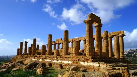 “阿莫林新官上任一鸣惊人，曼联瞄准英超冠军再出发”